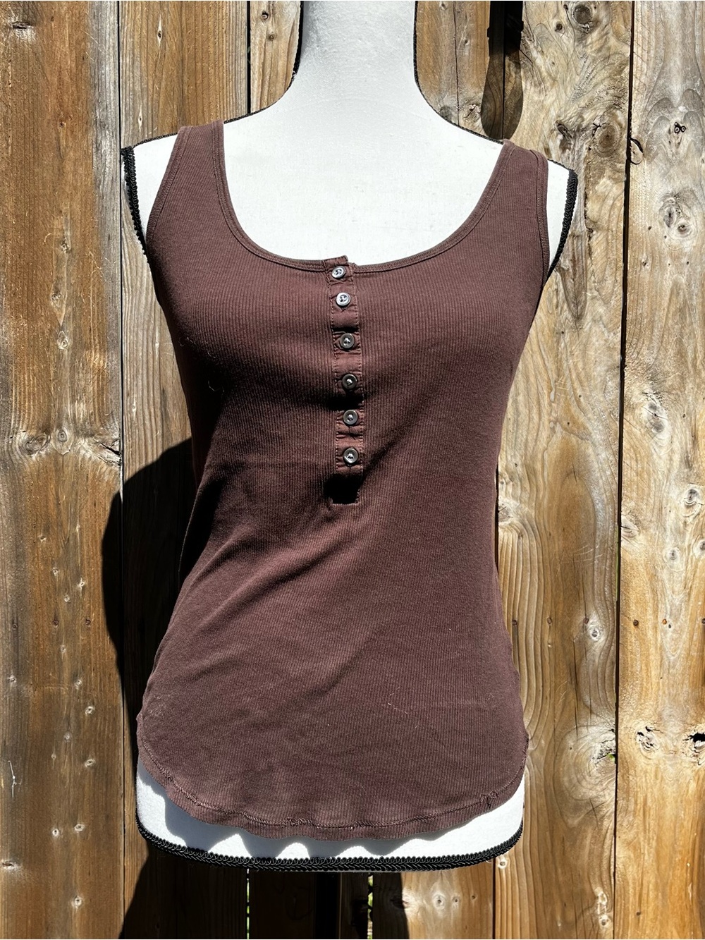 Y2K Gap Brown Ribbed Tank Top with buttons